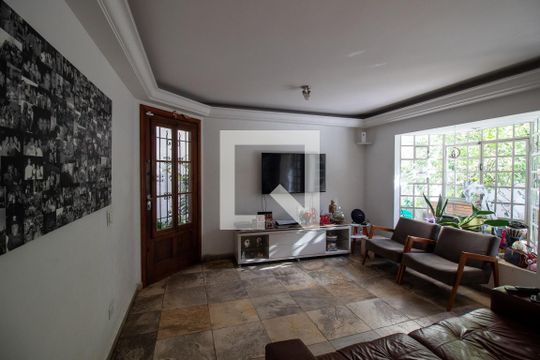 Sala de casa à venda com 3 quartos, 290m² em Jardim Jussara, São Paulo