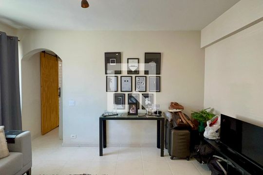 Sala de apartamento à venda com 2 quartos, 95m² em Jardim Paulista, São Paulo