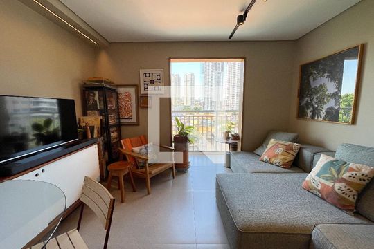 Sala de apartamento à venda com 1 quarto, 37m² em Ferreira, São Paulo