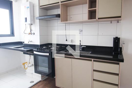 Sala e Cozinha  de apartamento à venda com 2 quartos, 42m² em Vila Andrade, São Paulo