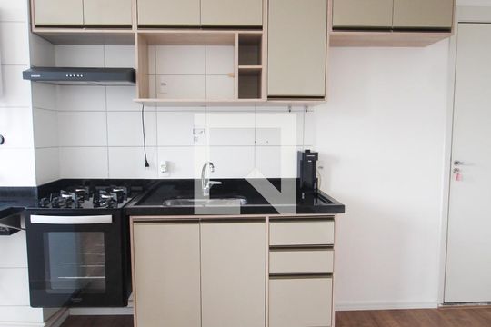 Sala e Cozinha  de apartamento à venda com 2 quartos, 42m² em Vila Andrade, São Paulo