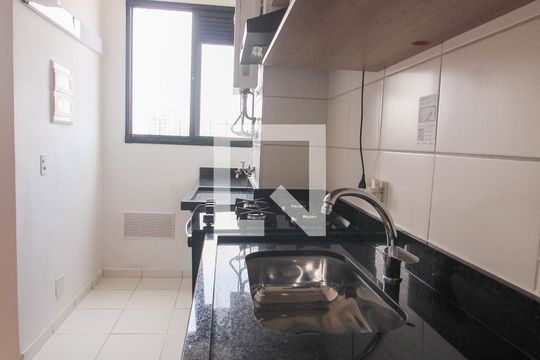 Sala e Cozinha  de apartamento à venda com 2 quartos, 42m² em Vila Andrade, São Paulo