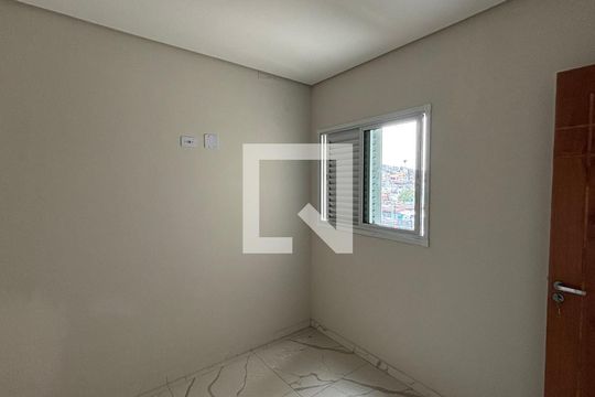 Quarto de apartamento para alugar com 2 quartos, 78m² em Jardim Guarará, Santo André
