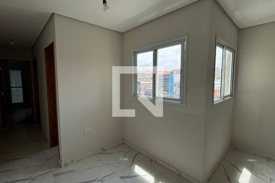 Sala  de apartamento para alugar com 2 quartos, 78m² em Jardim Guarará, Santo André