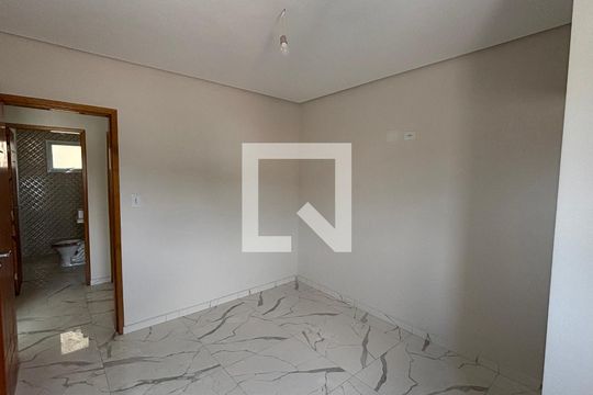 Suíte de apartamento para alugar com 2 quartos, 78m² em Jardim Guarará, Santo André