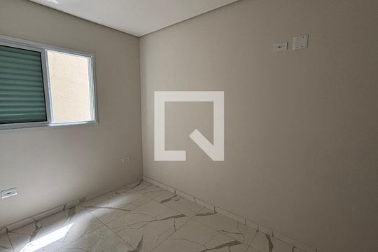 Quarto de apartamento para alugar com 2 quartos, 78m² em Jardim Guarará, Santo André