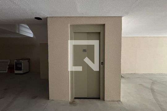 Elevador de apartamento para alugar com 2 quartos, 78m² em Jardim Guarará, Santo André