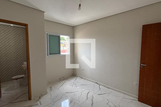 Suíte de apartamento para alugar com 2 quartos, 78m² em Jardim Guarará, Santo André