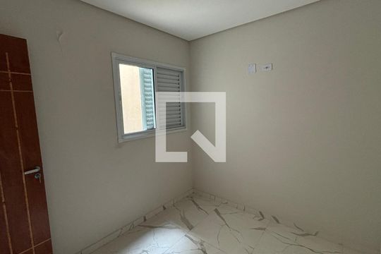 Quarto de apartamento para alugar com 2 quartos, 52m² em Jardim Guarará, Santo André