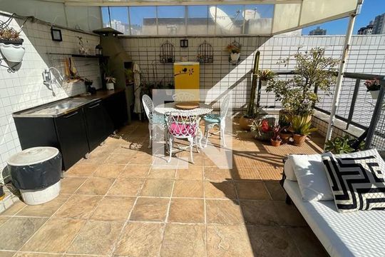 Apartamento à venda com 3 quartos, 230m² em Sion, Belo Horizonte