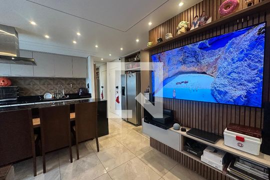 Sala de apartamento à venda com 1 quarto, 50m² em Alphaville Empresarial, Barueri