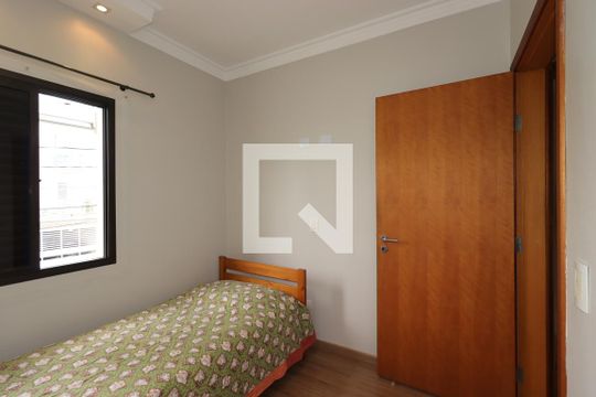 Quarto 1 de casa à venda com 3 quartos, 163m² em Pinheirinho, Santo André