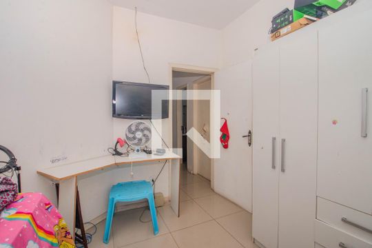 Quarto 2 de casa à venda com 5 quartos, 285m² em Vila Jardim, Porto Alegre