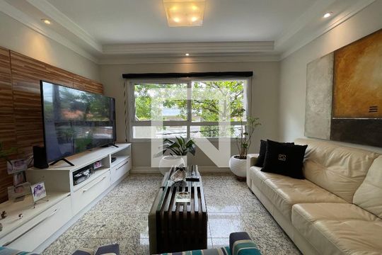 Sala de casa à venda com 4 quartos, 171m² em Rolinópolis, São Paulo