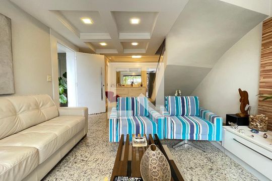 Sala de casa à venda com 4 quartos, 171m² em Rolinópolis, São Paulo