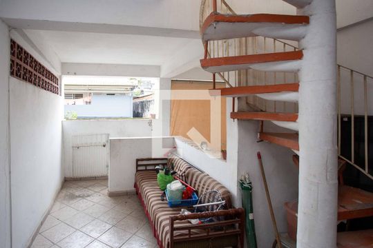 Área comum de casa para alugar com 6 quartos, 319m² em Vila Marininha, São Bernardo do Campo