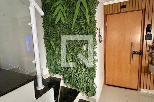 Sala de apartamento para alugar com 2 quartos, 96m² em Vila Pires, Santo André