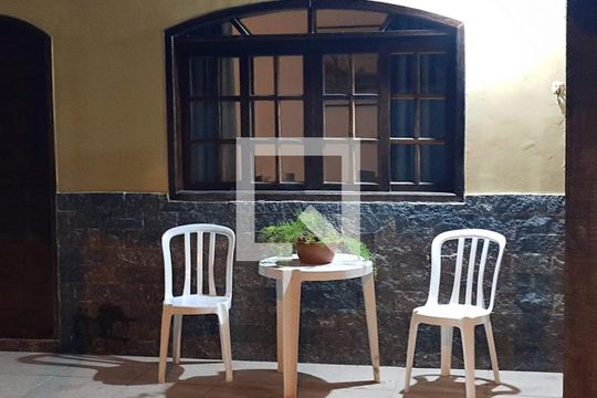 Casa à venda com 3 quartos, 175m² em Serra Grande, Niterói