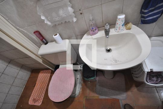 Banheiro de casa à venda com 1 quarto, 72m² em Guapira, São Paulo