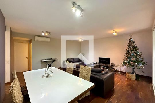 Sala  de apartamento à venda com 3 quartos, 180m² em Campo Belo, São Paulo
