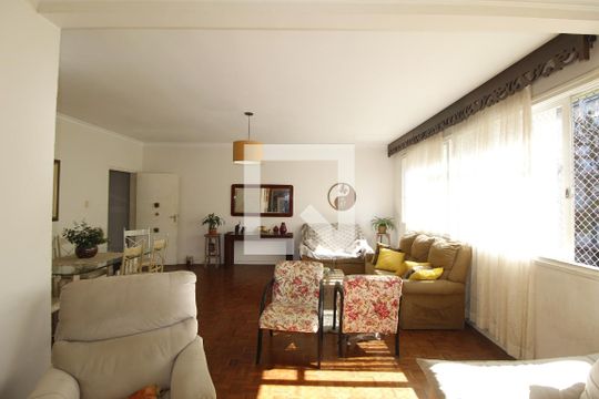 Sala de apartamento para alugar com 3 quartos, 153m² em Independência, Porto Alegre