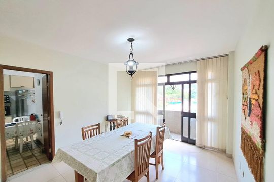Apartamento à venda com 4 quartos, 165m² em Santa Lúcia, Belo Horizonte