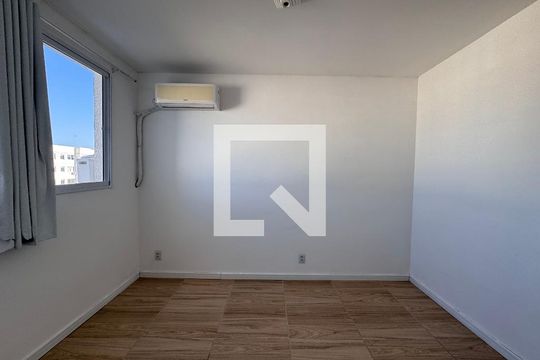 Quarto 2 de apartamento para alugar com 2 quartos, 55m² em Feitoria, São Leopoldo