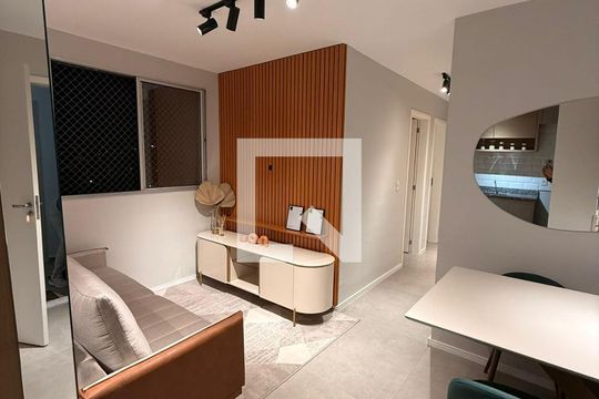 Sala de apartamento para alugar com 2 quartos, 45m² em Jardim Nova Europa, Campinas