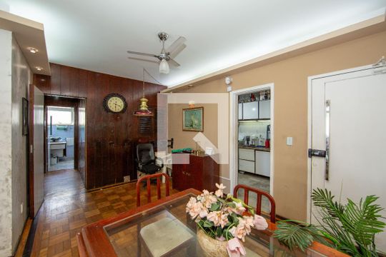 SALA de apartamento à venda com 2 quartos, 102m² em Cidade Jardim, Belo Horizonte