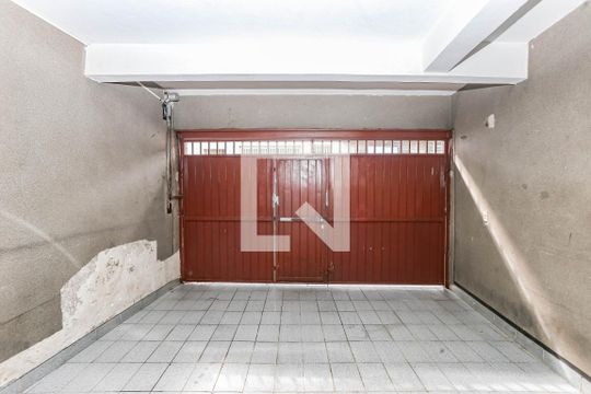 Garagem de casa à venda com 4 quartos, 175m² em Jardim Vergueiro (sacoma), São Paulo