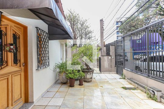 Garagem de casa para alugar com 7 quartos, 178m² em Vila Moinho Velho, São Paulo