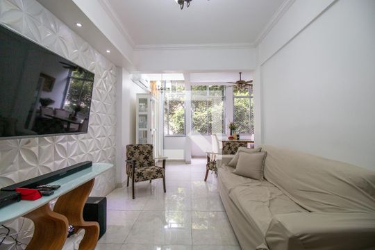 Sala de apartamento à venda com 3 quartos, 80m² em Tijuca, Rio de Janeiro