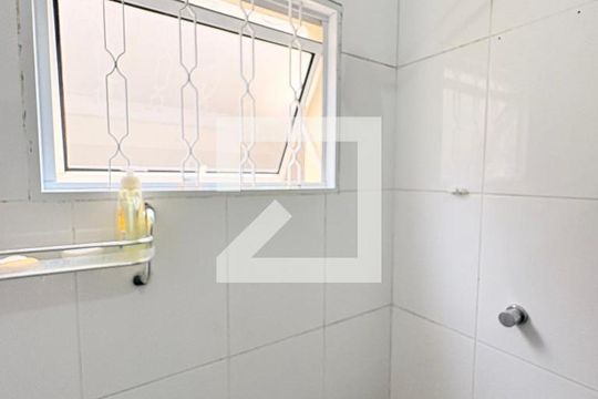 Banheiro Social de casa à venda com 2 quartos, 100m² em Loteamento Serra dos Cristais, Várzea Paulista