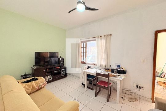Sala de casa para alugar com 2 quartos, 100m² em Loteamento Serra dos Cristais, Várzea Paulista