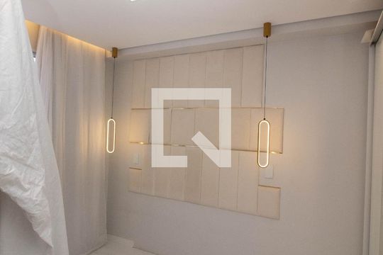 Quarto 1 de apartamento à venda com 2 quartos, 37m² em Vila das Bandeiras, Guarulhos