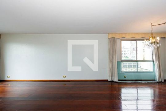 Apartamento para alugar com 3 quartos, 210m² em Brooklin Novo, São Paulo