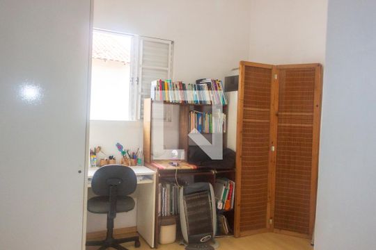 Quarto 1 de casa de condomínio para alugar com 3 quartos, 80m² em Vila dos Andradas, São Paulo