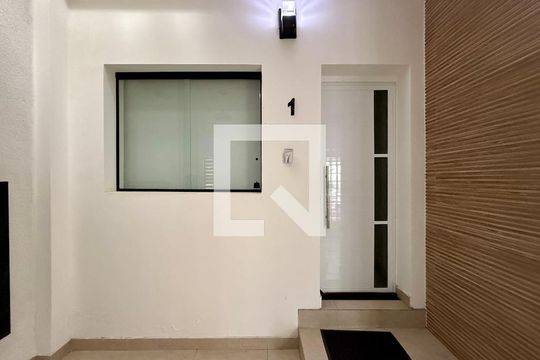 Fachada Casa de casa para alugar com 1 quarto, 35m² em Chácara Santo Antônio (zona Sul), São Paulo