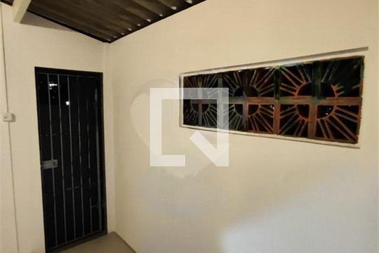 Casa à venda com 3 quartos, 235m² em Jardim Martini, São Paulo