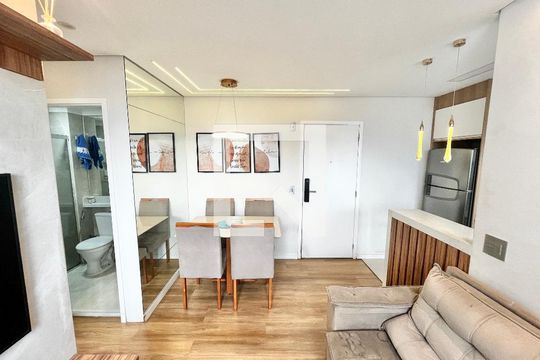 Sala de apartamento à venda com 2 quartos, 43m² em Vila Nova Cachoeirinha, São Paulo