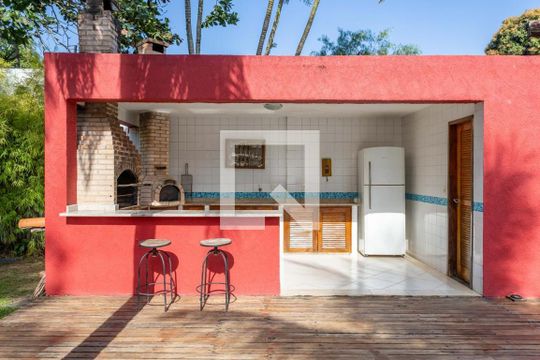 Casa à venda com 5 quartos, 1500m² em Vargem Grande, Rio de Janeiro