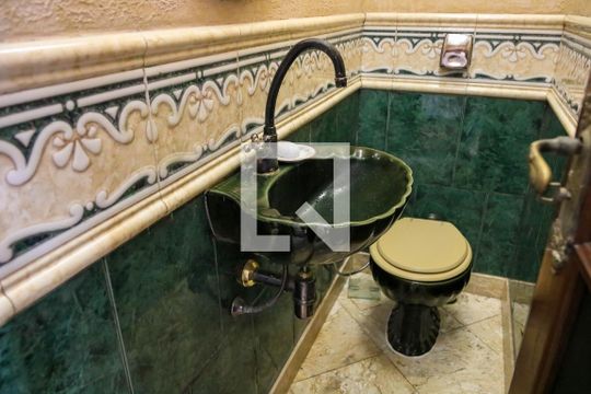 Lavabo - 1º Pavimento de casa de condomínio à venda com 4 quartos, 280m² em Lins de Vasconcelos, Rio de Janeiro