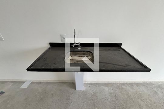 Studio de kitnet/studio à venda com 1 quarto, 25m² em Vila Olímpia, São Paulo