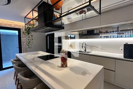 Cozinha de casa de condomínio à venda com 4 quartos, 400m² em Barra da Tijuca, Rio de Janeiro