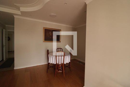 Apartamento à venda com 3 quartos, 5444m² em Jardim Caxambu, Jundiaí