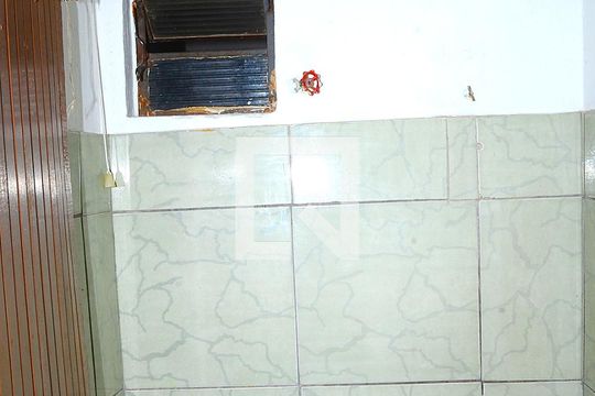 Banheiro de casa à venda com 6 quartos, 380m² em Goiânia, Belo Horizonte