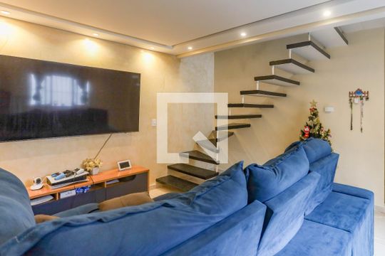 Sala de casa à venda com 3 quartos, 135m² em Piraporinha, Diadema