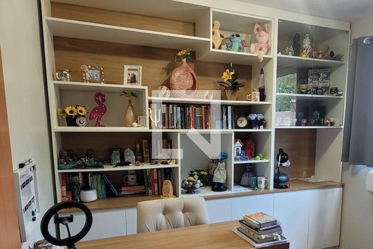 Quarto 2 de apartamento à venda com 2 quartos, 62m² em Estância Velha, Canoas