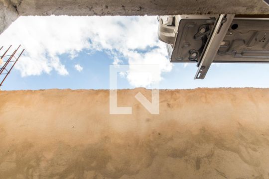 Vista da Suíte de casa para alugar com 2 quartos, 80m² em Ana Cristina Ii, Barueri