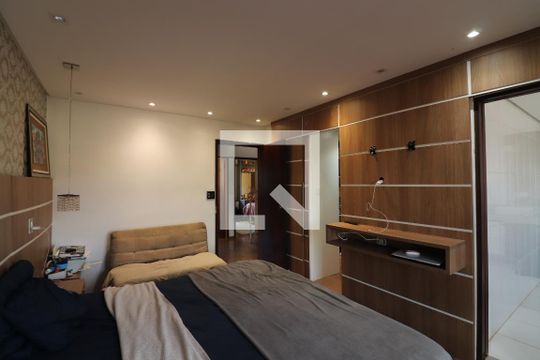 Suíte 1 de casa à venda com 3 quartos, 259m² em Jardim Palermo, São Bernardo do Campo